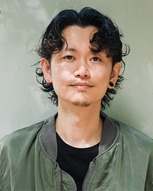 渡辺仁史氏