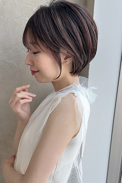 量が多いくせ毛の方におすすめなショートボブの画像