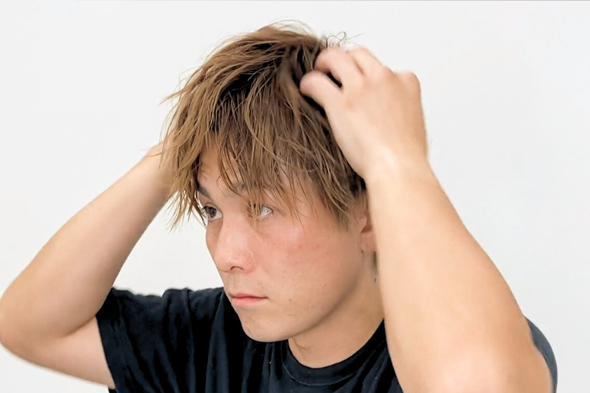 メンズヘアアイロンゆるふわパーマ風HOWTO1