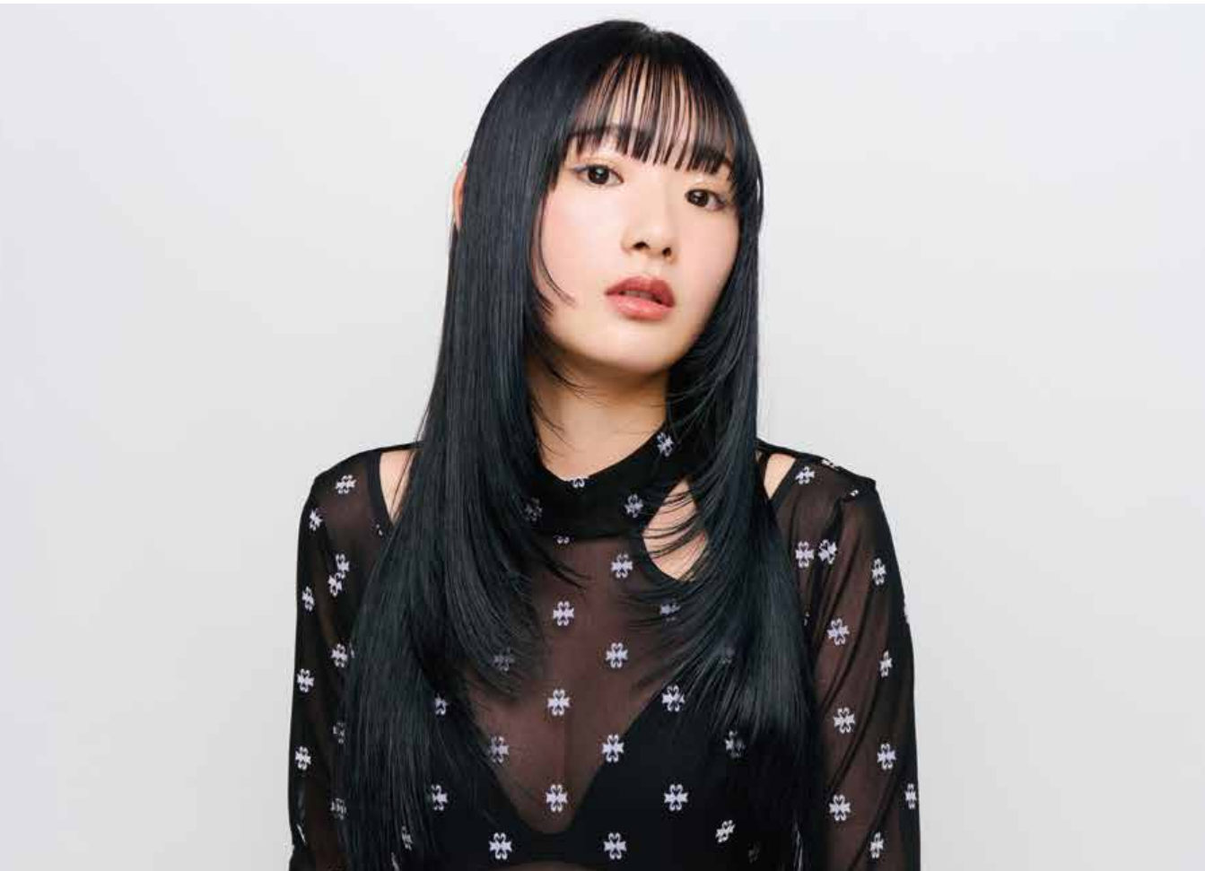触覚ヘアを活かす髪型のコツ！似合わせスタイルの見つけ方も紹介の写真