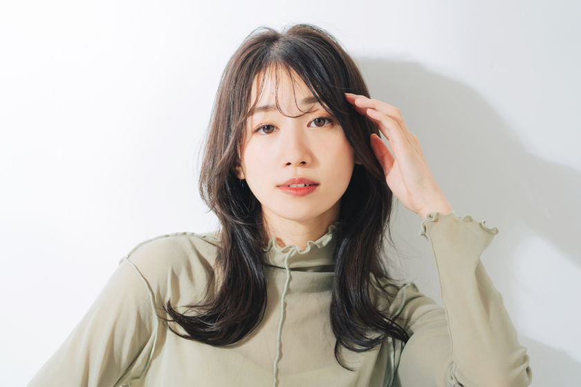 やわらかい質感のセミロングの画像
