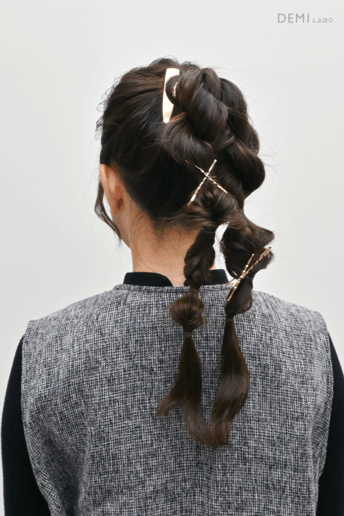 【ロング】個性派ポニーアレンジの画像