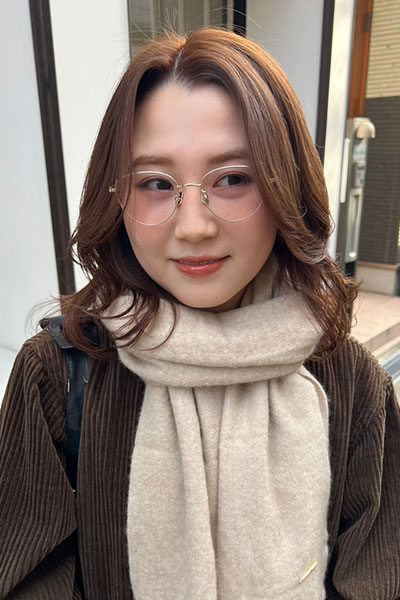 シアーベージュカラーの画像