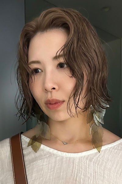 アッシュベージュの画像