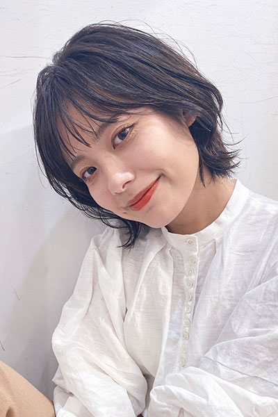 ふんわりくびれのウルフボブの画像