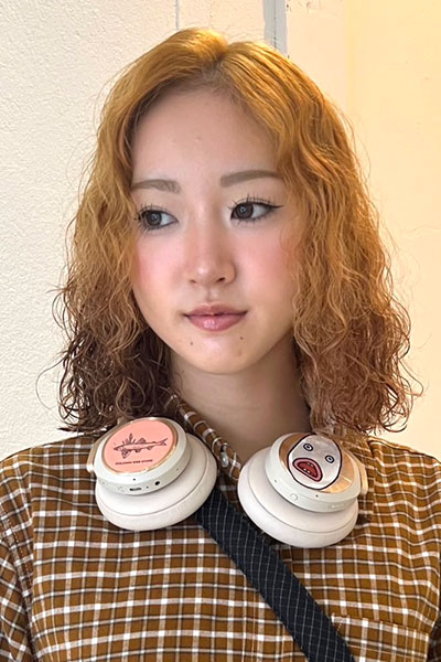 オレンジブラウンの画像