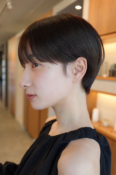 ワイドバングのマッシュショートの画像