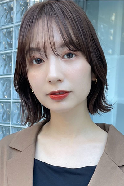 ゆるい外ハネのボブの画像