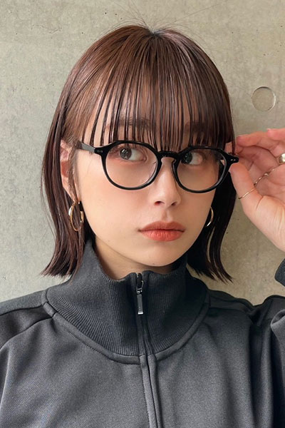 ぱっつん前髪のボブの画像