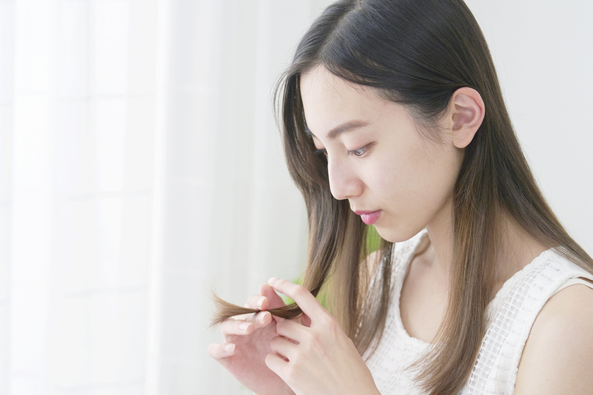 切れ毛が増えるのはナゼ?主な原因、予防のヘアケアを紹介の写真