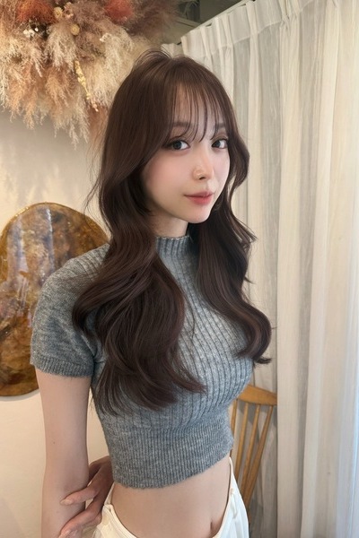 シースルーバング×ロングの画像