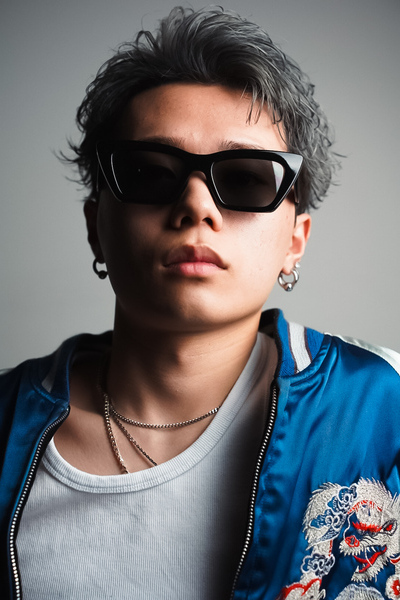 スカイグレーの画像